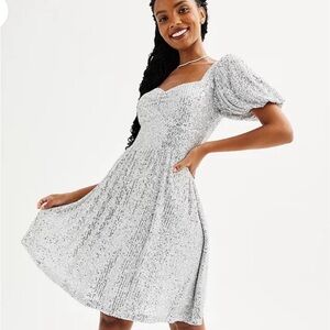 Juniors' SO Sequin Puff Sleeve Dress